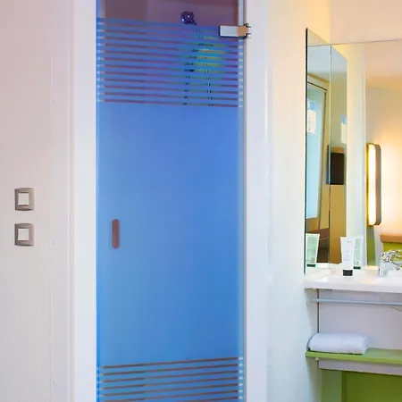 Hotel Ibis Budget Aeroport Le Bourget Garonor 2*